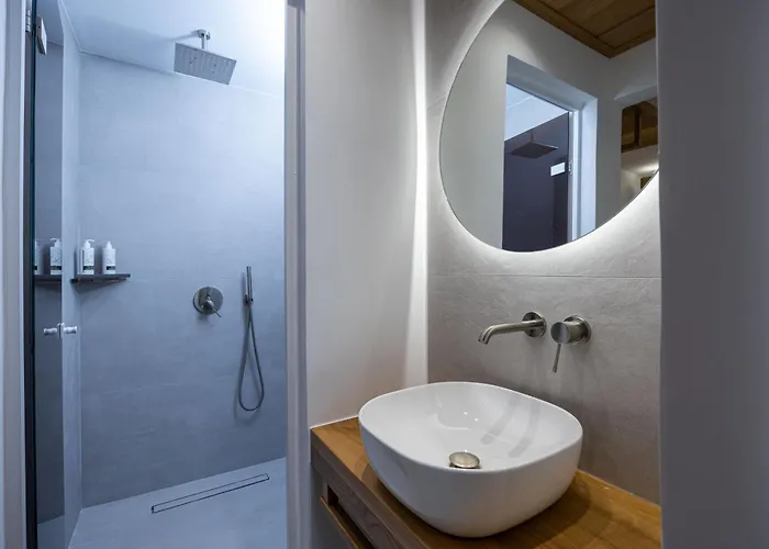 Bonsai Luxury Naxos *