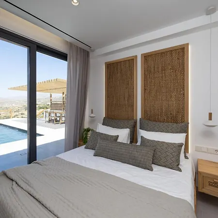 Bonsai Luxury Naxos